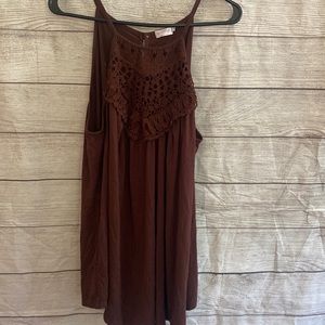 Women’s lace tank top
